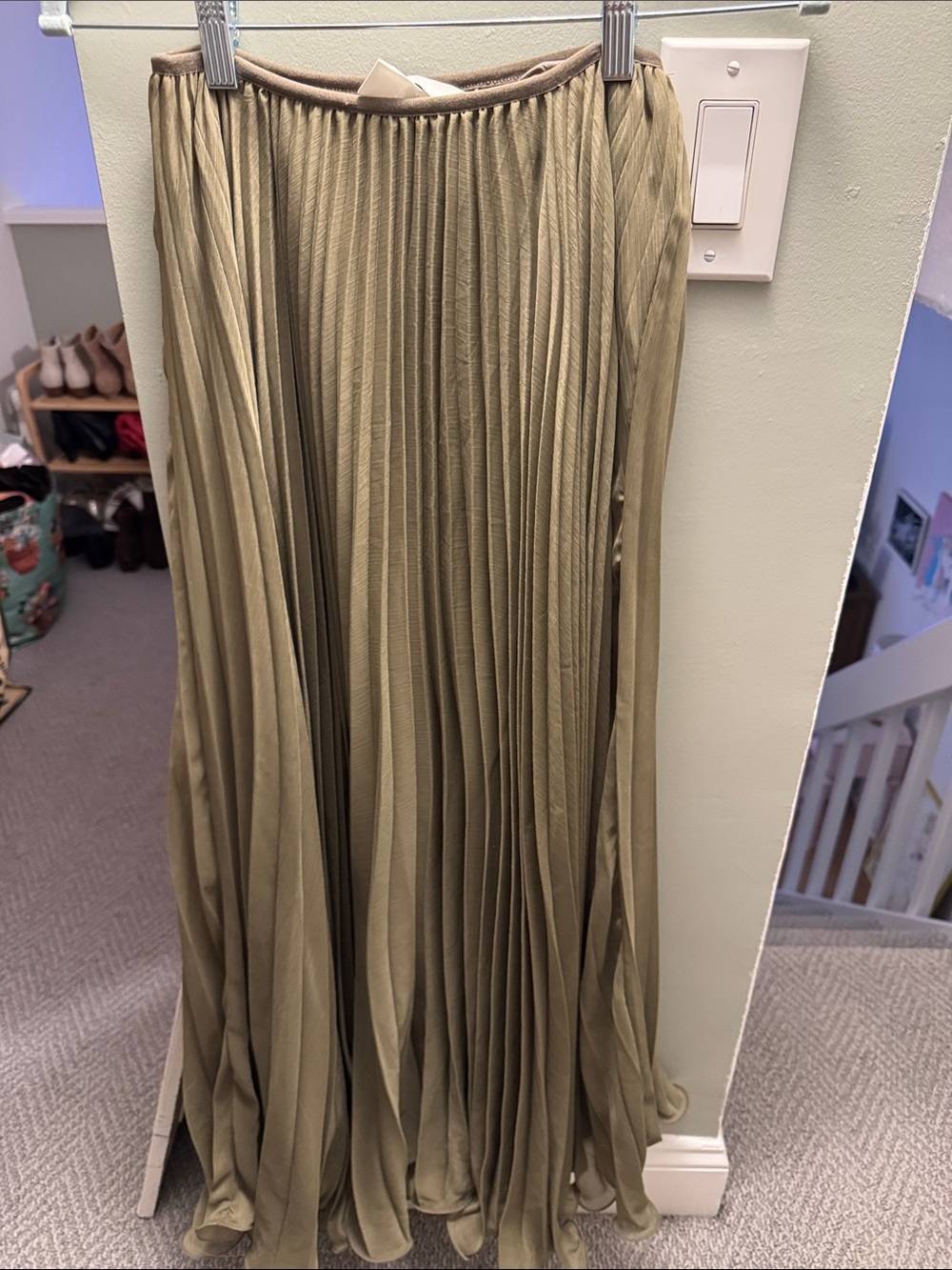 H&M Olive Green Pleated Maxi Skirt